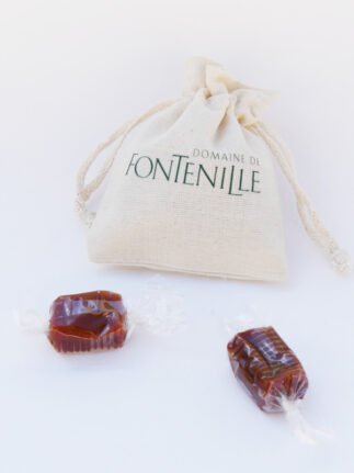 pochon ecru personnalise cadeau hotel caramel
