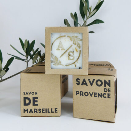 Savon de Marseille cube blanc couronne avec initiales